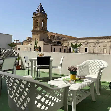 Ramura Bed & Breakfast 4*